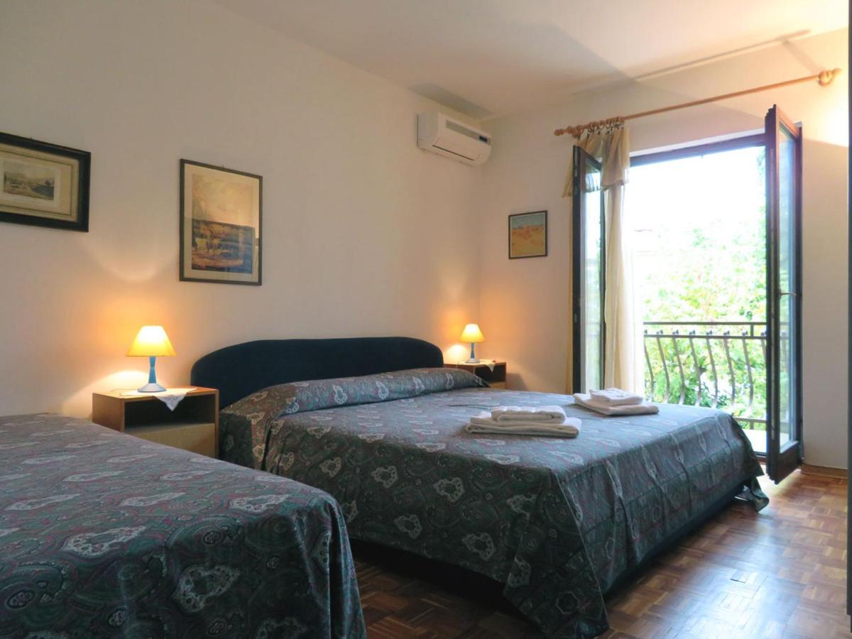 King Tomislav Apartments Цриквеница Экстерьер фото