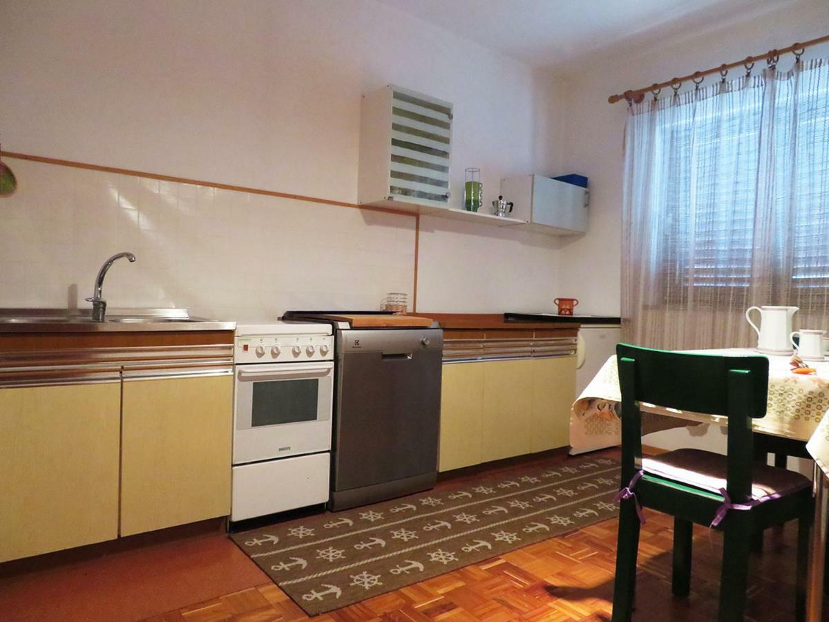 King Tomislav Apartments Цриквеница Экстерьер фото